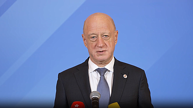 Пресс-подход заместителя Председателя Государственной Думы Александра Бабакова в рамках межфракционной конференции "Приоритеты социально-экономического развития России"