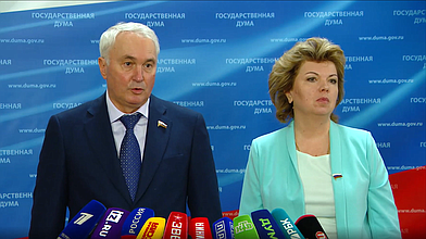 Пресс-подход представителей фракции «Единая Россия»