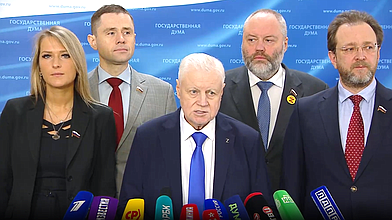 Пресс-подход представителей фракции "Справедливая Россия - За правду"