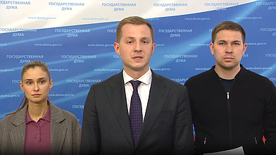 Пресс-подход Председателя Комитета по молодежной политике Артема Метелева на тему "Обращение к молодежным парламентам в связи с атакой на колледж в Старобельске"