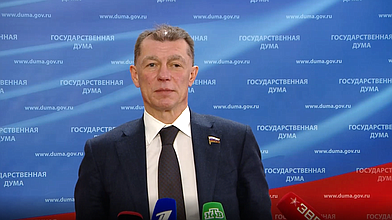 Пресс-подход Председателя Комитета по экономической политике Максима Топилина