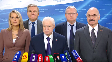 Пресс-подход представителей фракции "Справедливая Россия - За правду"