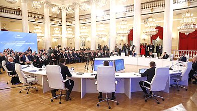 Межфракционная конференция "Приоритеты социально-экономического развития России"