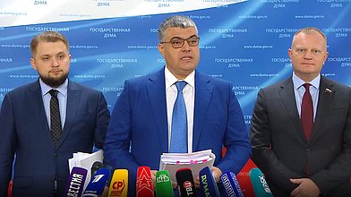 Пресс-подход представителей фракции ЛДПР