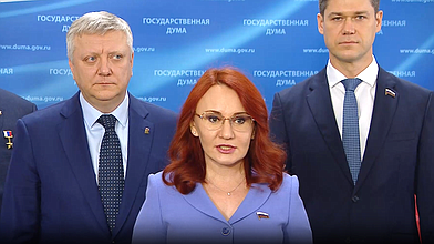 Пресс-подход представителей фракции "Единая Россия"