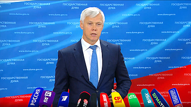 Пресс-подход представителей фракции «Справедливая Россия — За правду»