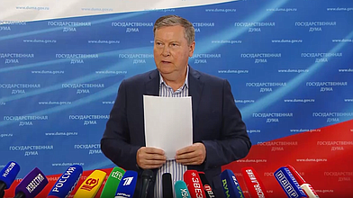 Пресс-подход представителей фракции "Справедливая Россия - За правду"